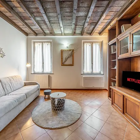 Centro Storico - Eleganza Rustica In
