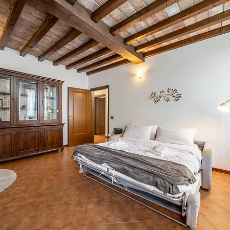Centro Storico - Eleganza Rustica In Citta * Modena