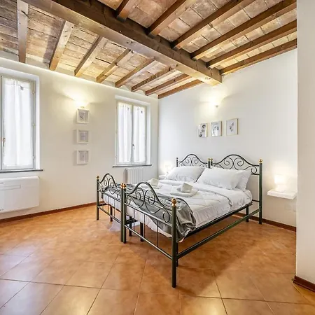 Centro Storico - Eleganza Rustica In Citta Apartmán Modena