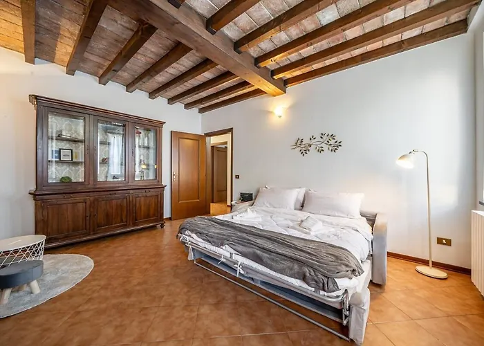 Centro Storico - Eleganza Rustica In Appartement *